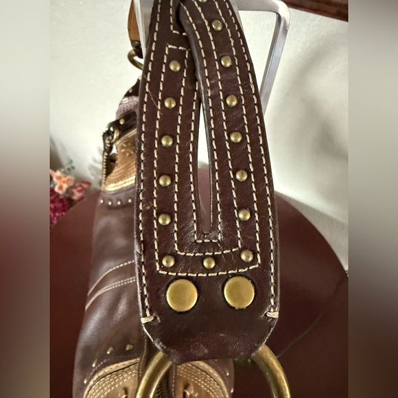 Rare Vintage Coach Boho Chic Brown Studded Leather Hobo Bag EUC - Picture 7 of 17